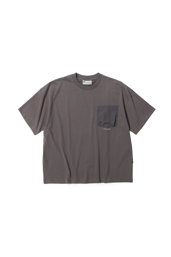 Expert Base 3D Pocket S/S -T-Shirt - NINEPointNINE